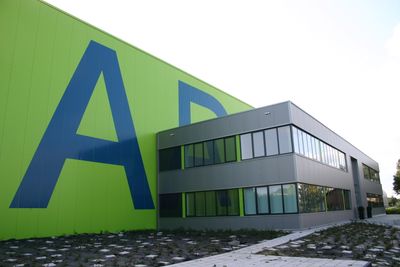 Adomex Uithoorn nieuwbouw bedrijfshal kantoor