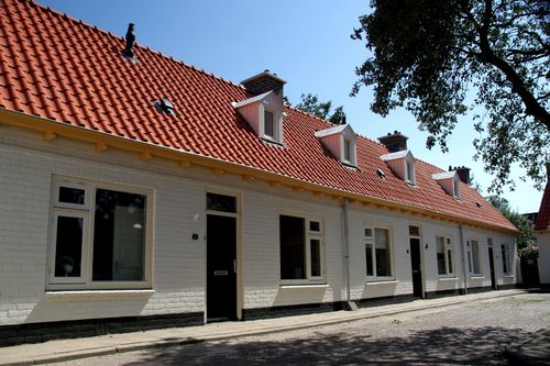 Groot onderhoud 16 woningen Antoniushof Noordwijkerhout